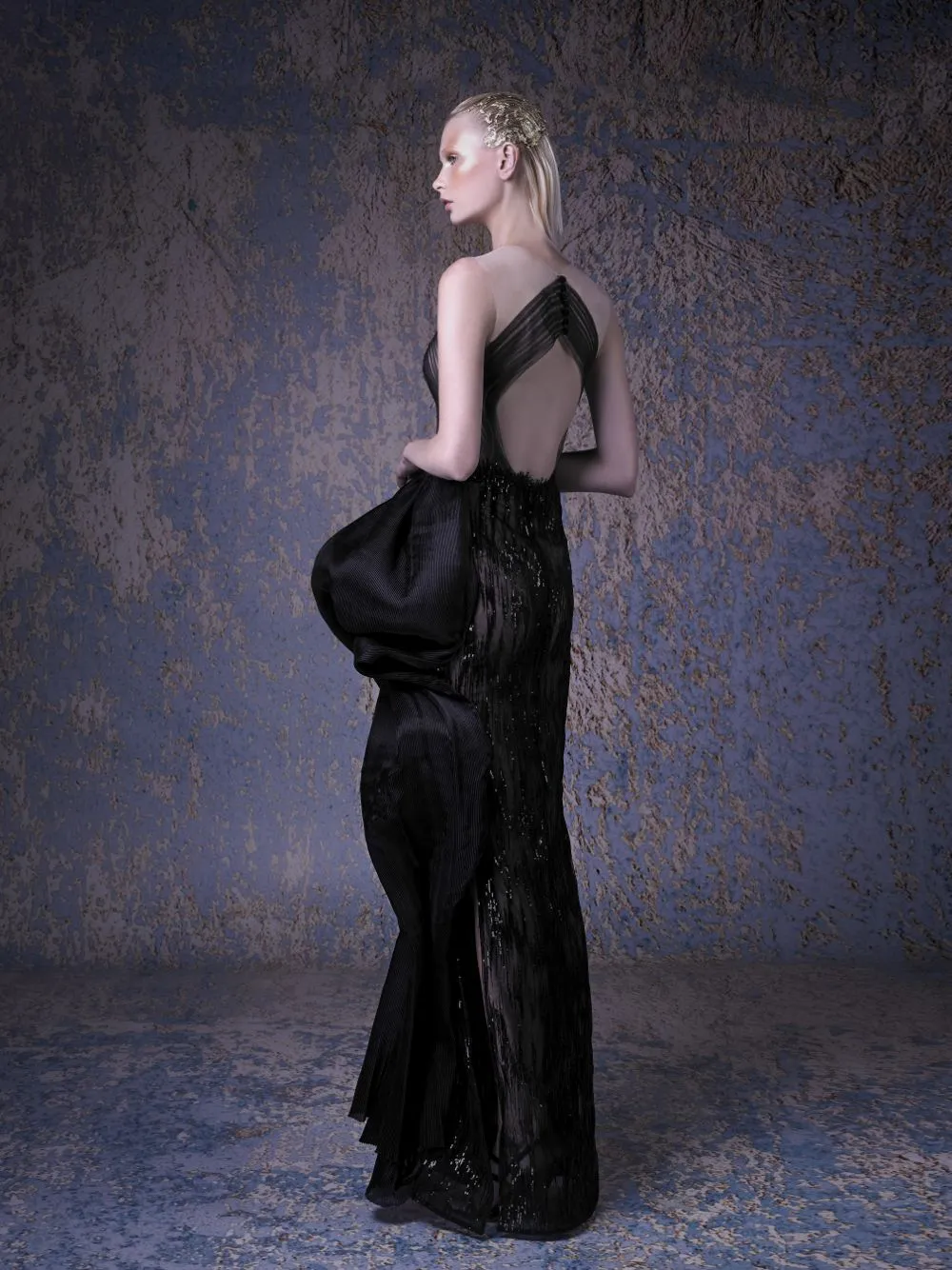 AVANT-GRADE DRESS