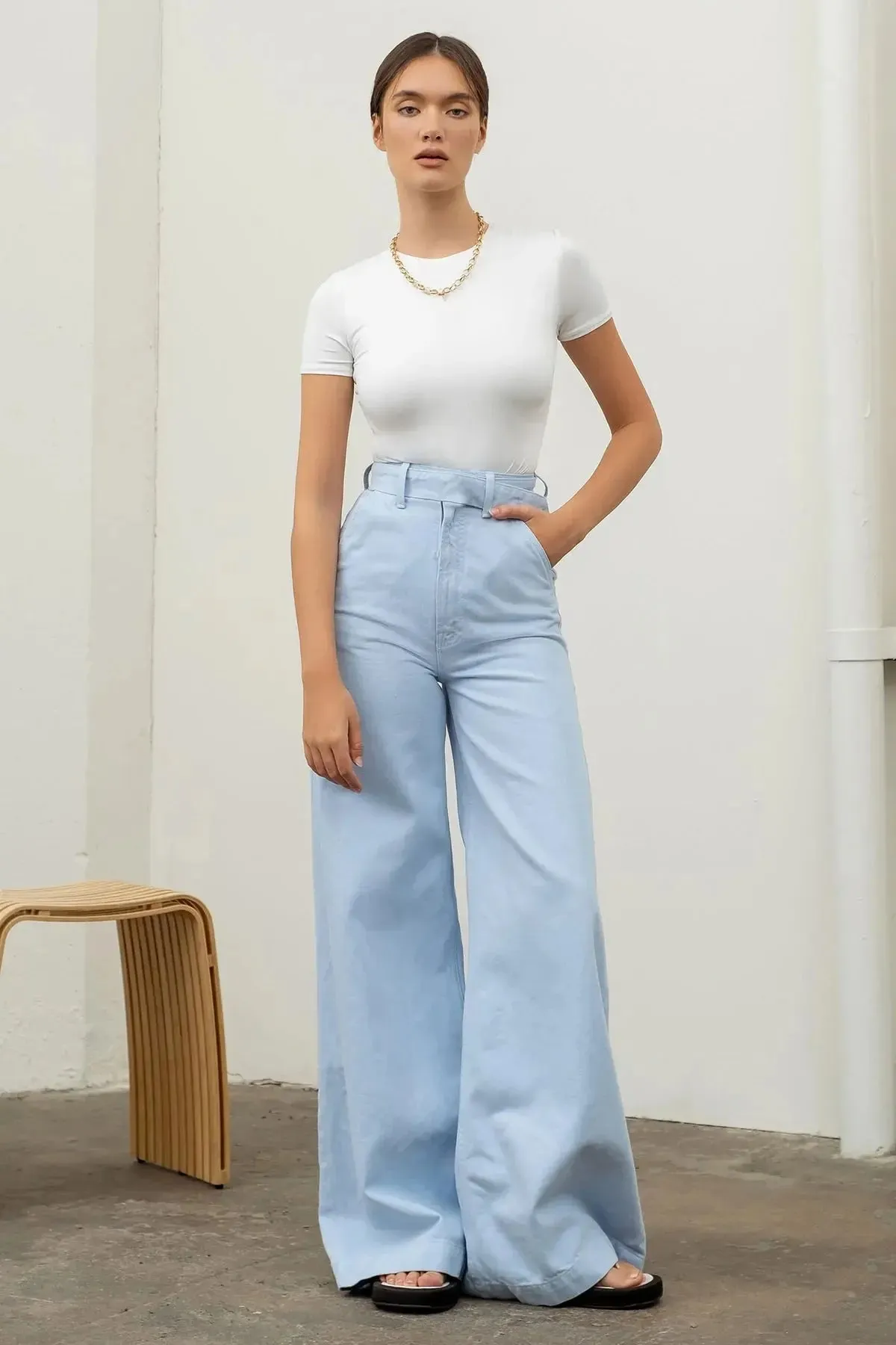 Blu Pepper Casual Babe Bodysuit – Sleek, Stylish & Versatile