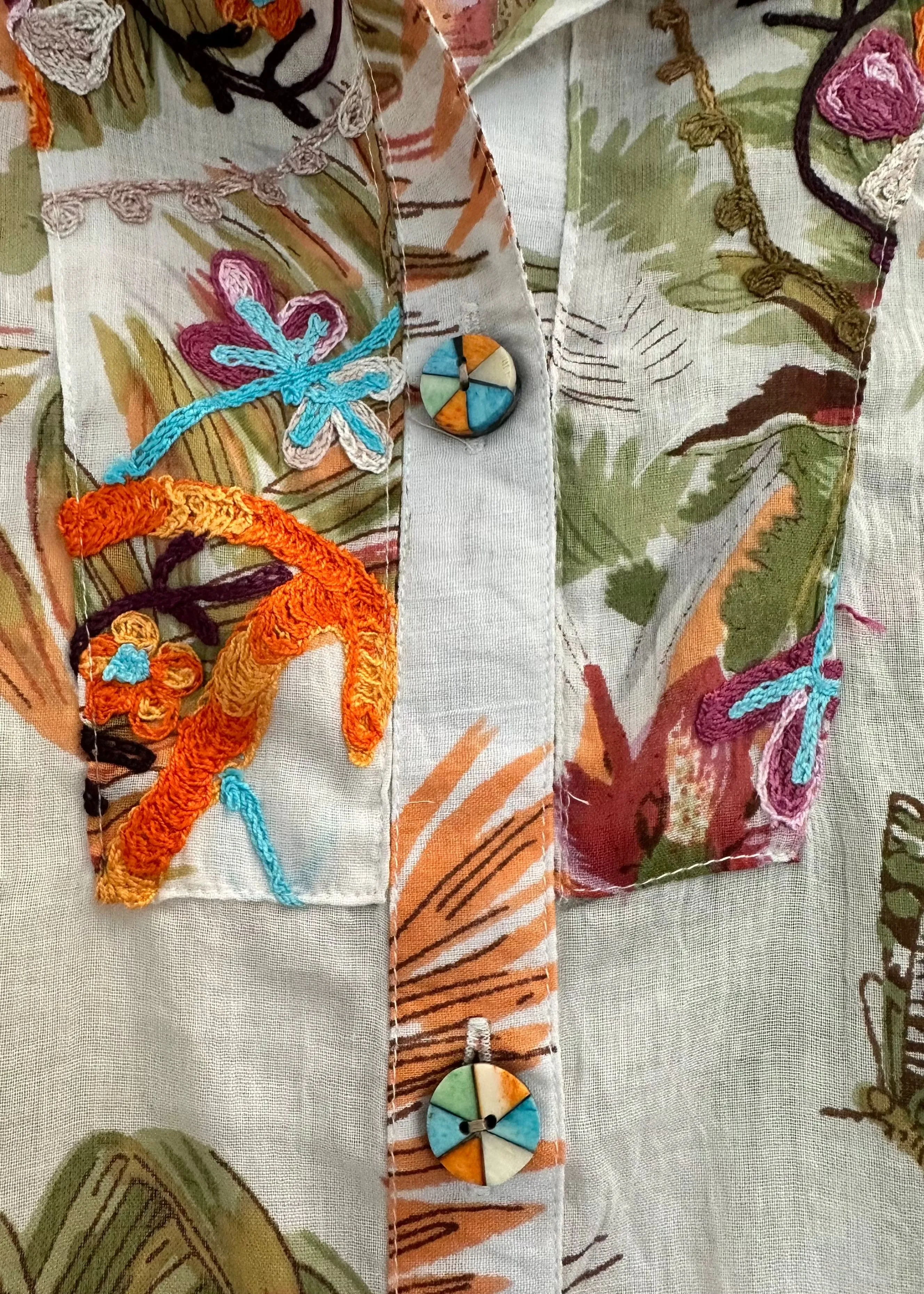 Botanical Embroidered 3/4 Sleeve Top