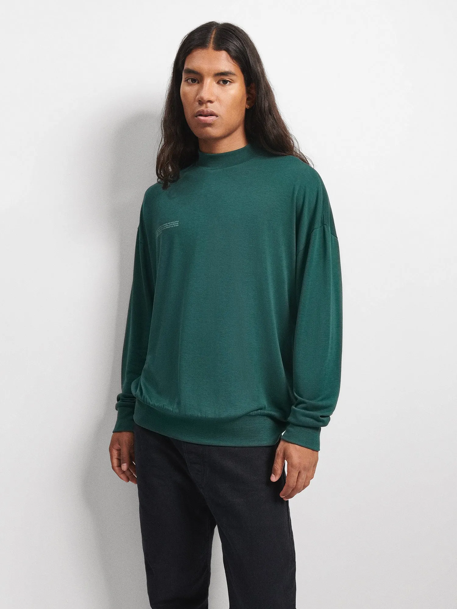 Men's Seaweed Lyocell Fine Knit Top—Foliage Green