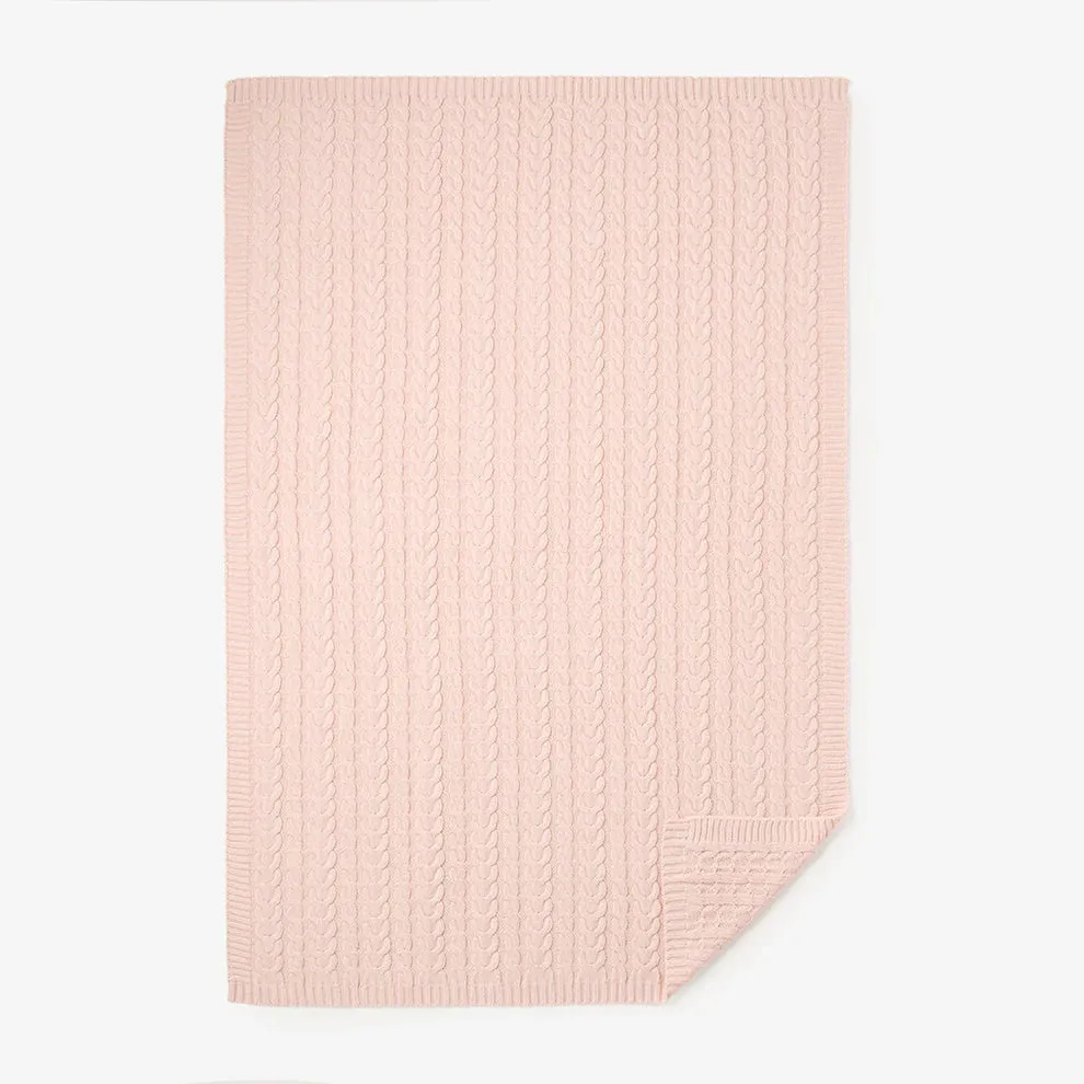 Pale Pink Horseshoe Cable Knit Blanket