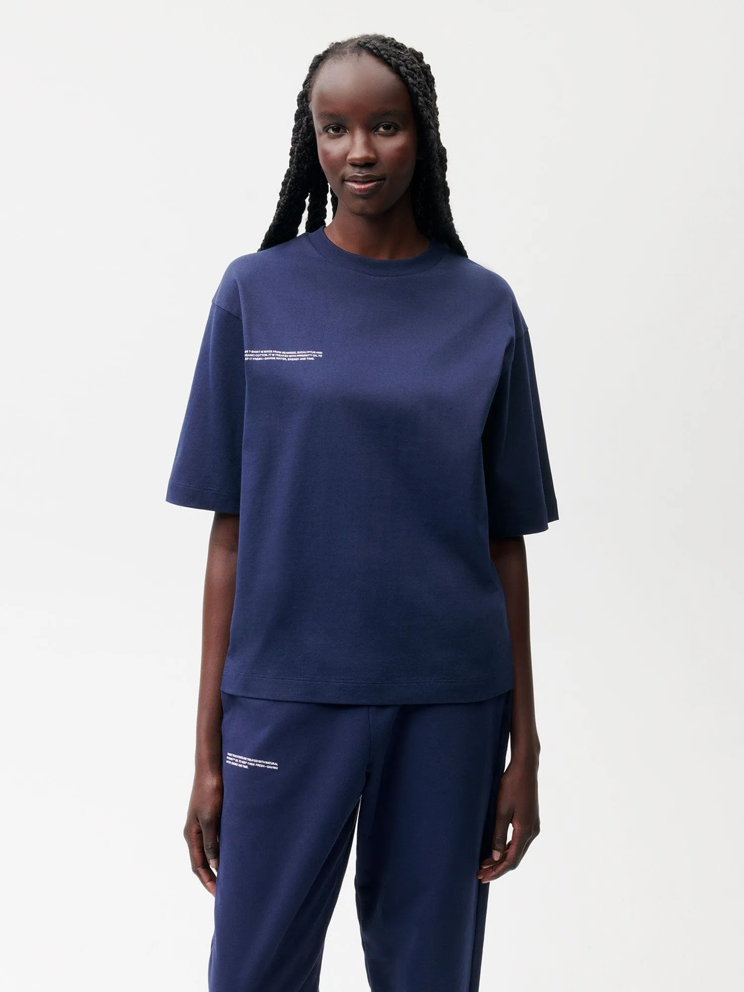 Relaxed Fit Cotton T-shirt with C-FIBER™—navy blue